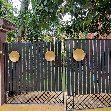 Villa Abode Of Peace à Bolpur Extérieur photo