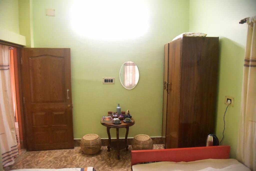 Villa Abode Of Peace à Bolpur Extérieur photo